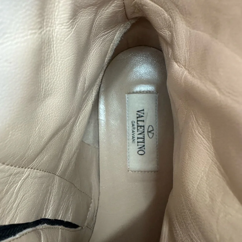 Valentino Garavani Studded Crystal Ankle Boots. Size 7.5. Excellent condition. - Picture 9 of 9